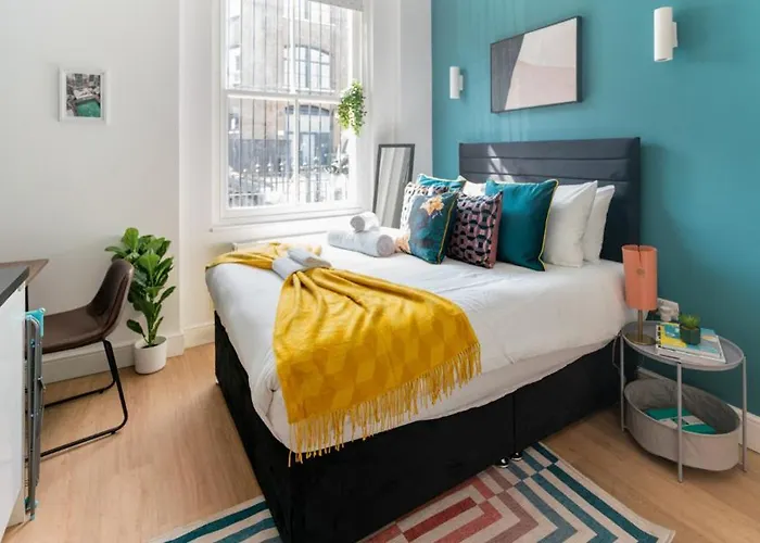 New: Bright & Stylish Perfect Studio For 2