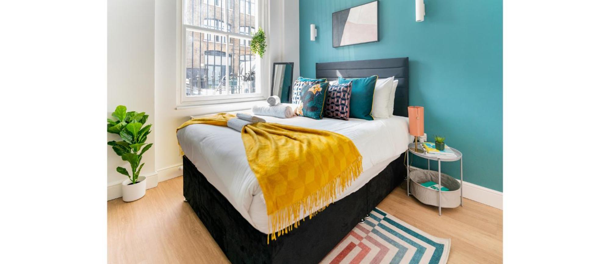 Apartment New: Bright & Stylish Perfect For 2 London