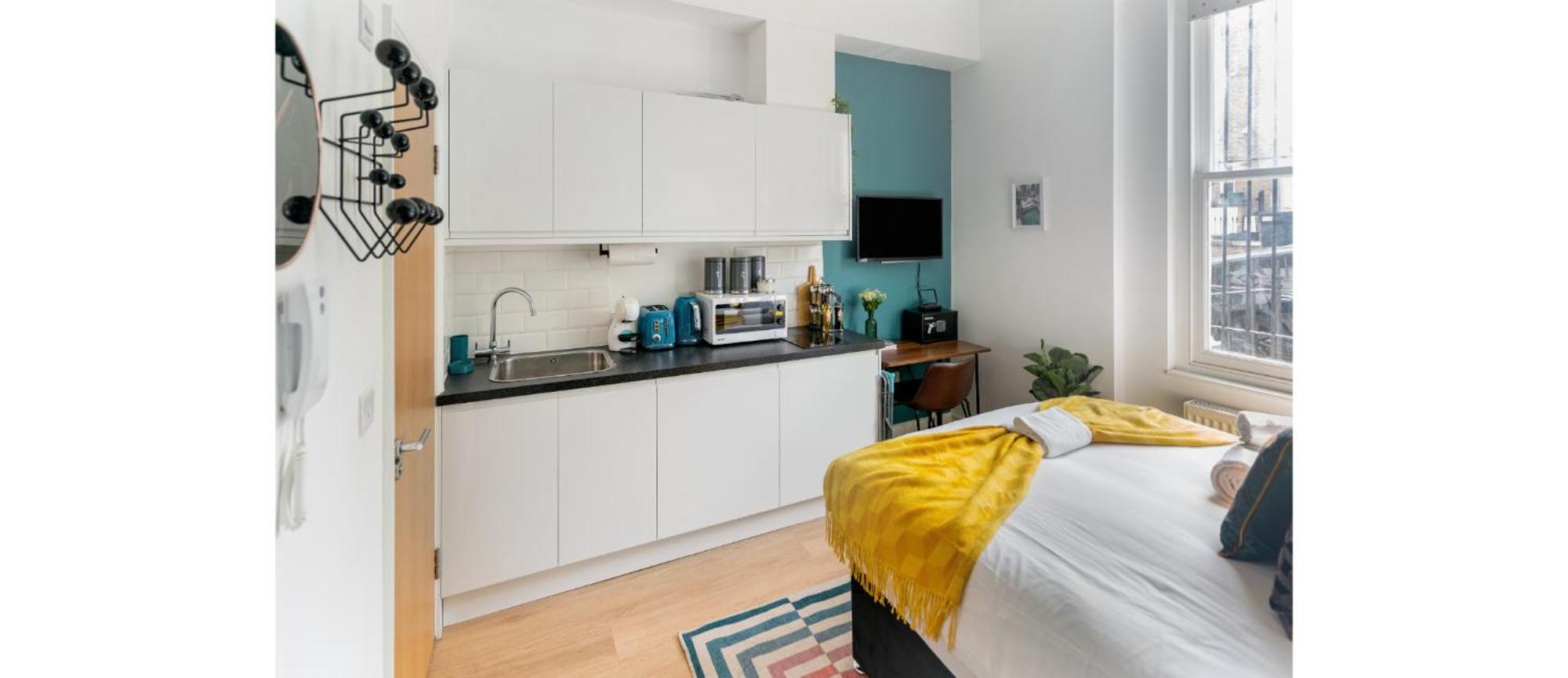 New: Bright & Stylish Perfect For 2 * London